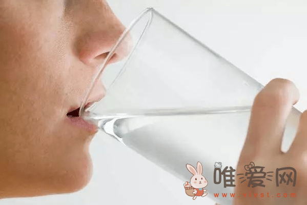 盐水漱口有什么好处？盐水漱口到底有没有用？